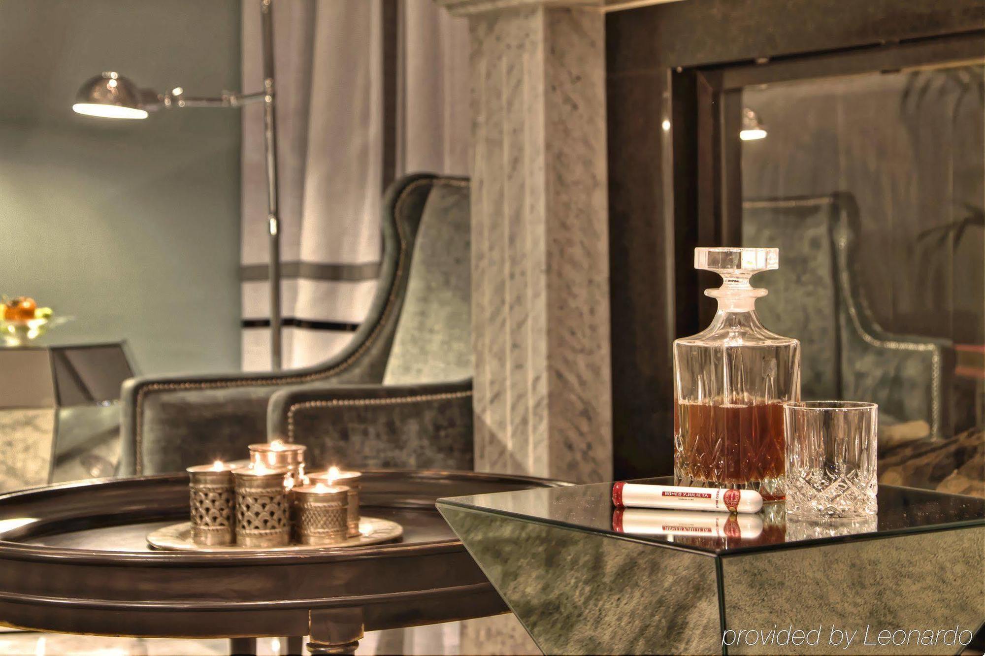 Bay Club - An Atlas Boutique