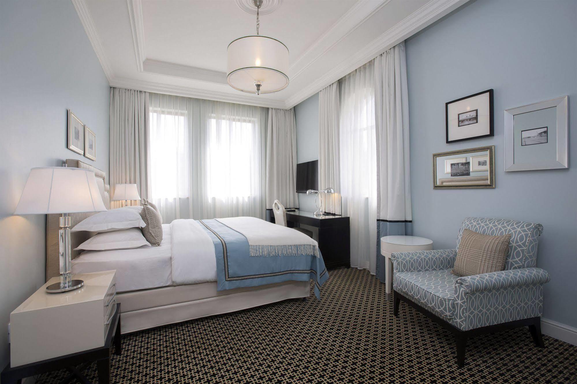 Hotel Bay Club - An Atlas Boutique